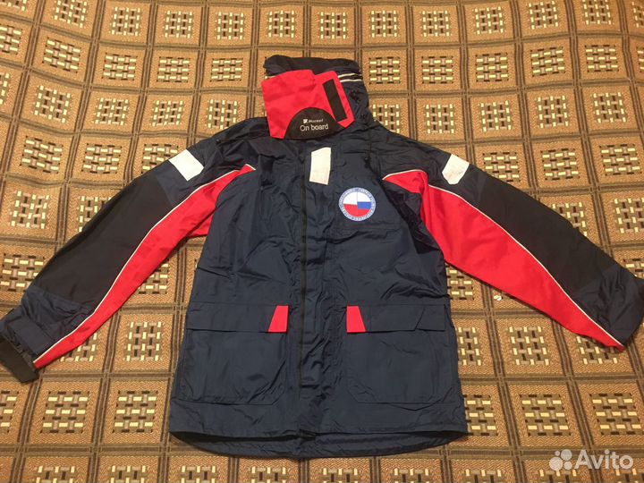 Продам польскую ветровку и комбинезон Hornet