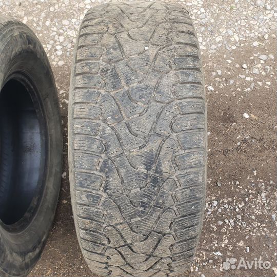 Pirelli Ice Zero 265/65 R17