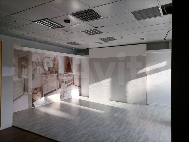 Торговая площадь, 228 м²