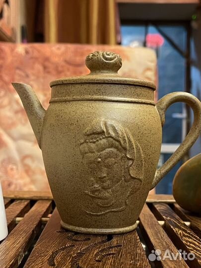 Чайник из пористой исинской желтой глины