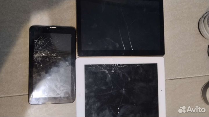 Планшет на запчасти