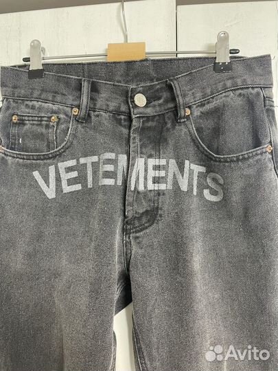 Джинсы vetements logo