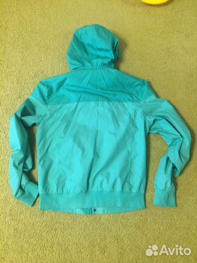 Куртка ветровка