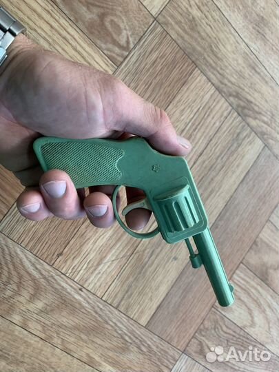 Игрушечный пистолет СССР