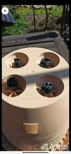 Большой вазон кашпо на колёсах