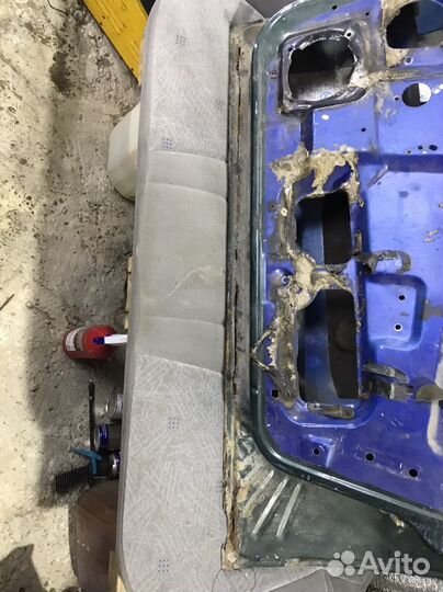 Дверь правая приора