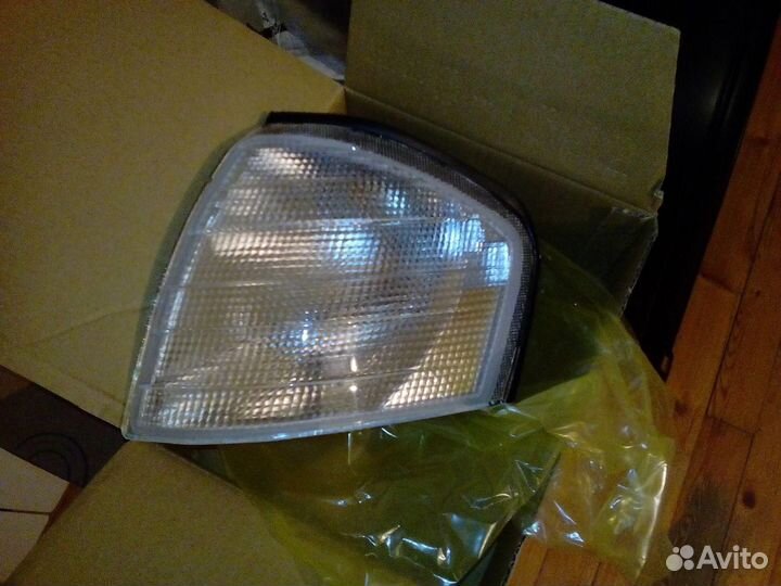 Поворотники на Mercedes W202