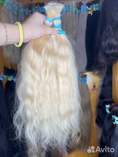 Волосы кудрявые блонд