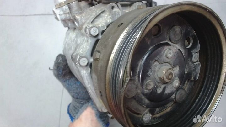 Компрессор кондиционера Mitsubishi Carisma, 1999