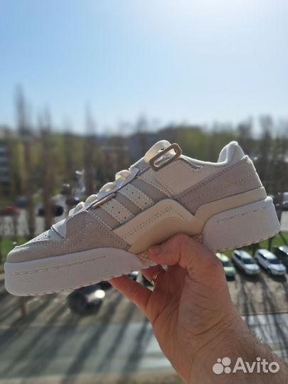 Кроссовки женские Adidas