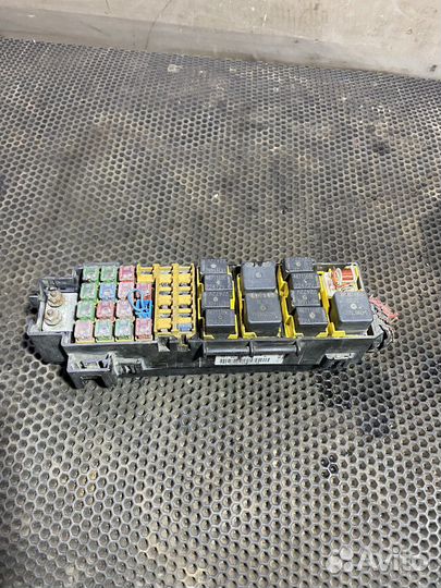 Блок предохранителей Jeep Liberty KJ 2.8 Либерти