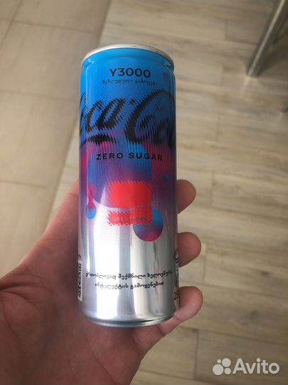 Кока кола Y3000