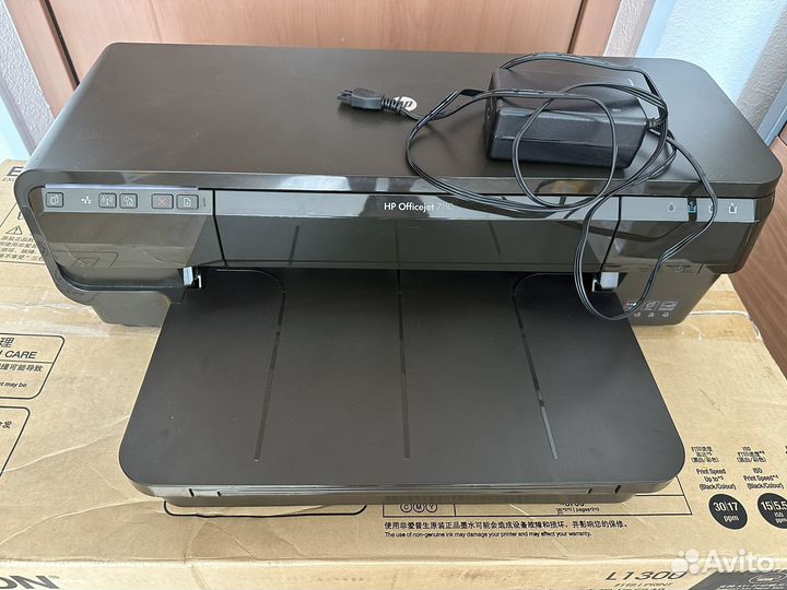 Принтер HP OfficeJet 7110