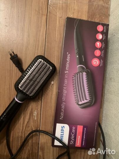 Расческа-выпрямитель Philips StyleCare BHH880