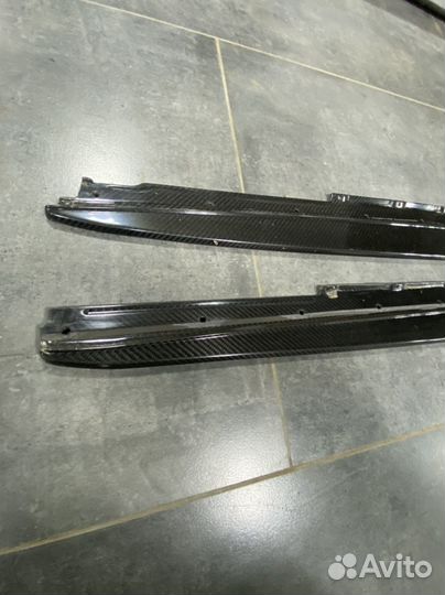 Оригиналные карбоновые пороги BMW M5 F90