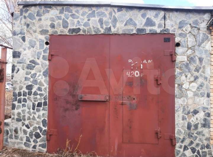 Гараж, > 30 м²