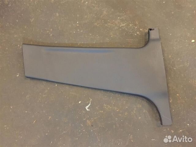 Обшивка стойки Mercedes-Benz W204 C-classe 2011-2