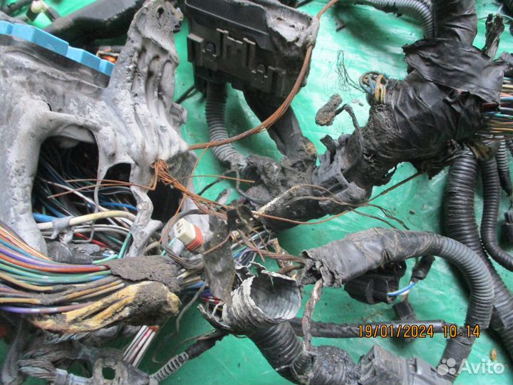 Прадо 150 2009-2013 проводка под капот
