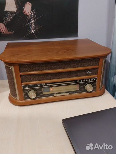 Виниловый проигрыватель Alive Audio