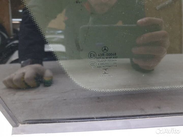 Стекло заднее левое Mercedes-Benz Glc X253