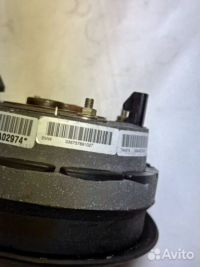 Подушка безопасности в руль BMW E39 33675789102