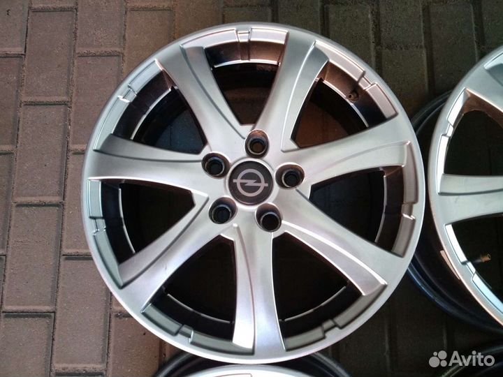 Литьё Прома r-17 (5x120) 4 шт. б/у