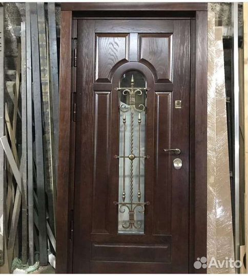 Дверь входная металлическая со стеклом 1624