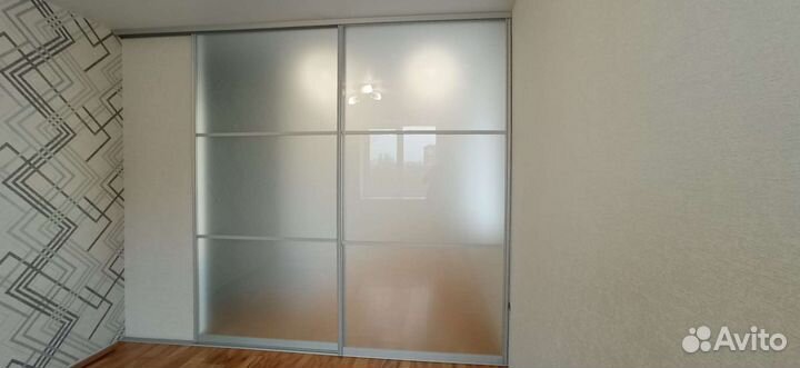 Двери купе. Перегородка. Раздвижные двери