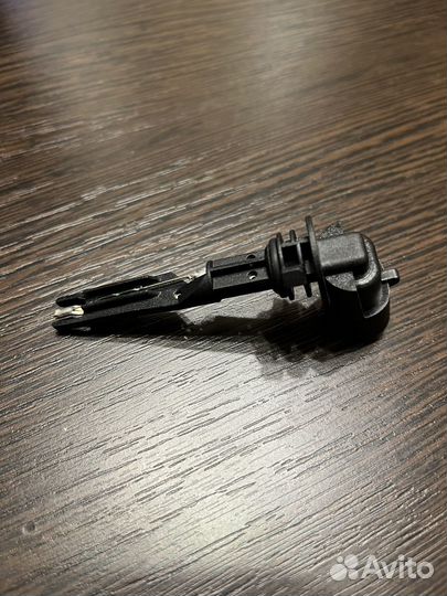 Датчик уровня охлаждающей жидкости на astra j