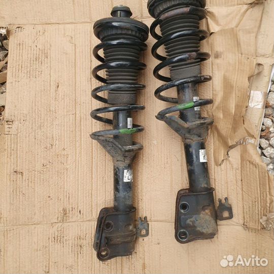 Амортизатор задний левый правый Freelander 1