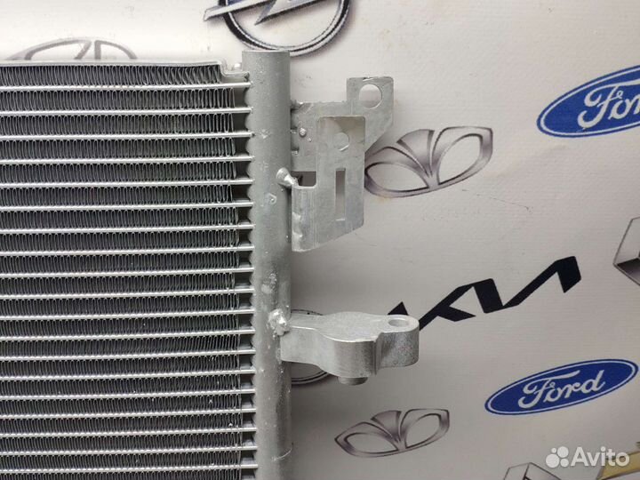 Радиатор кондиционера Volvo XC90 (05-14)