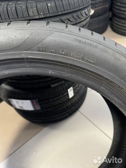 Pirelli P Zero PZ4 275/40 R21 107Y