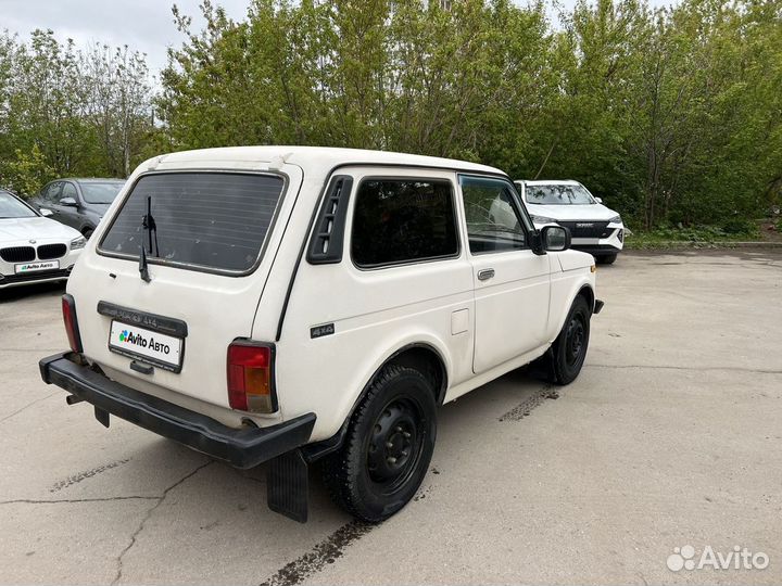 LADA 4x4 (Нива) 1.7 МТ, 2011, 107 000 км