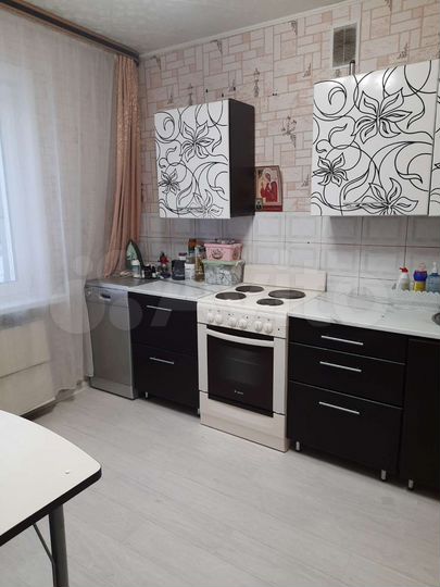 3-к. квартира, 64 м², 1/5 эт.