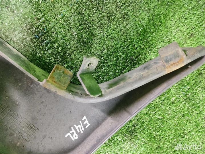 Брызговик задний левый Ford Fiesta (CBK) 2007