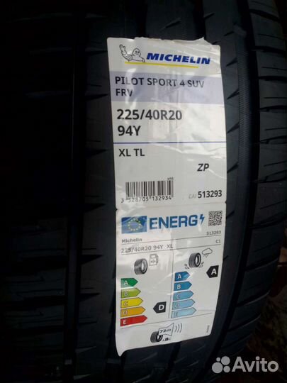 Michelin Pilot Sport 4 SUV 225/40 R20 Y
