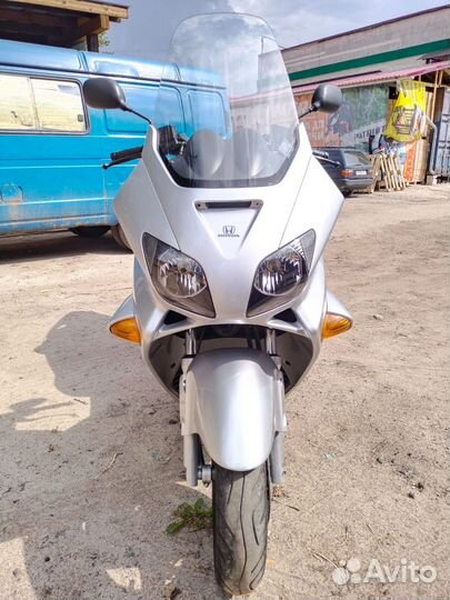 Honda Forza 250