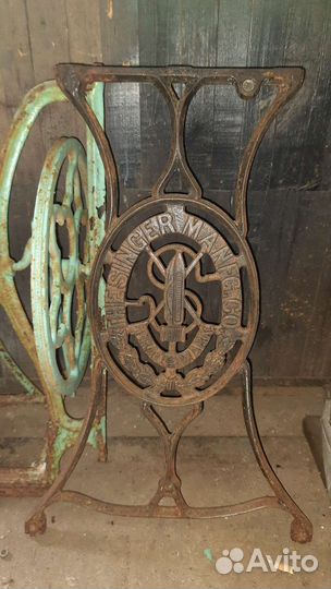 Станина от швейной машинки Singer