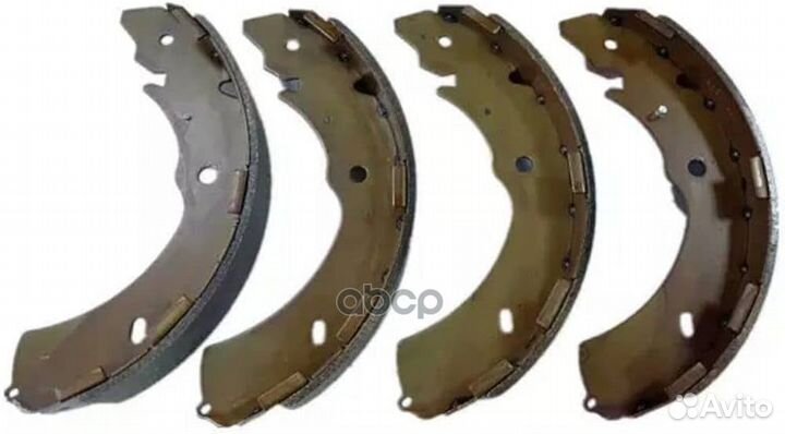 Тормозные колодки барабанные M283131 paraut