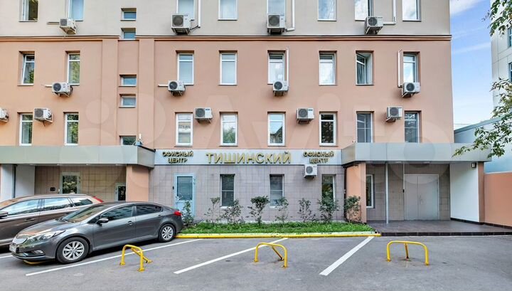 Презентабельно здание класса В+, 2042 м²