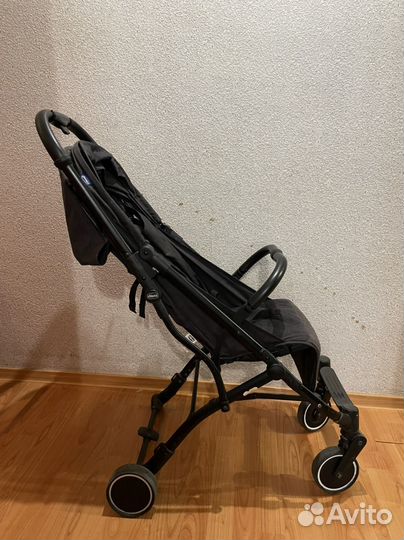 Прогулочная коляска chicco trolley me