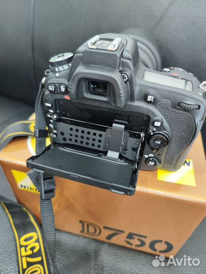 Фотоаппарат Nikon d750 +объектив 50mm 1.4 sigmaart