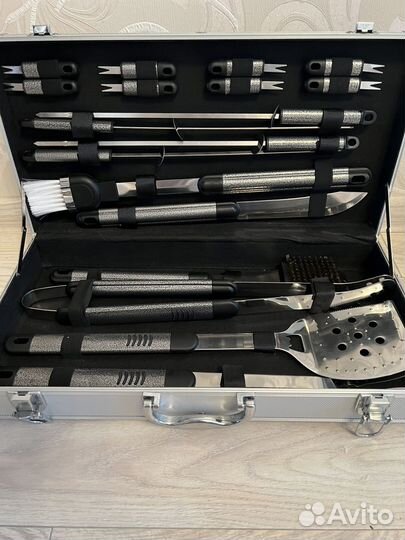 Набор для пикника в чемодане