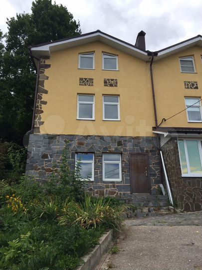 Таунхаус 165 м² на участке 40 сот.