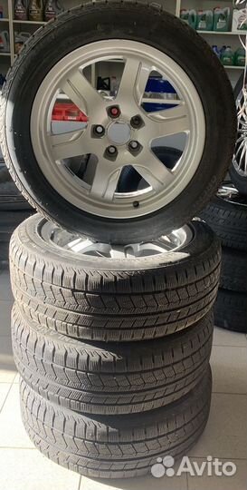 R17 Grenlander Winter GL868 225/50, PCD 5x112 DIA 60