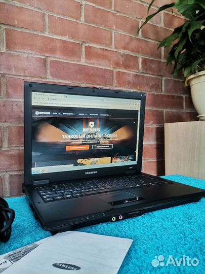 Мощный/Идеальный/Оригинальный ноутбук Samsung