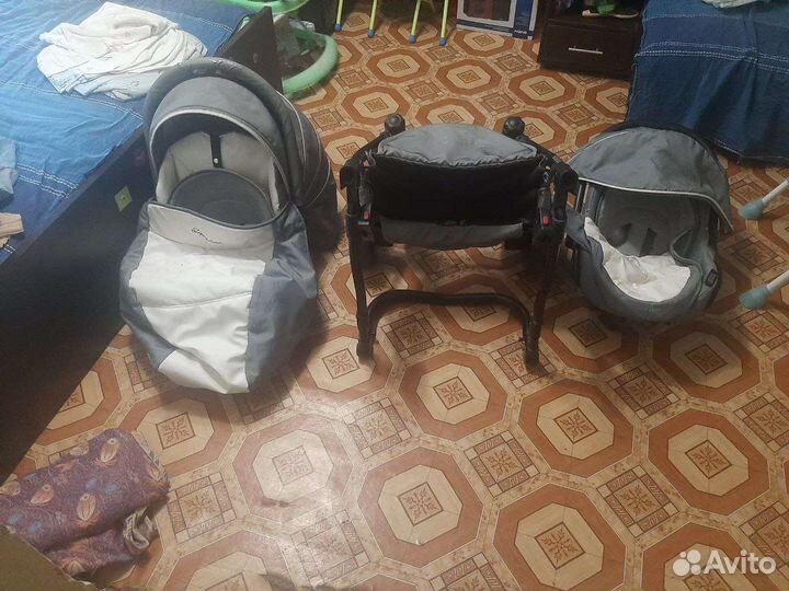 Продаю коляска прогулочная и автолюлька 2/1