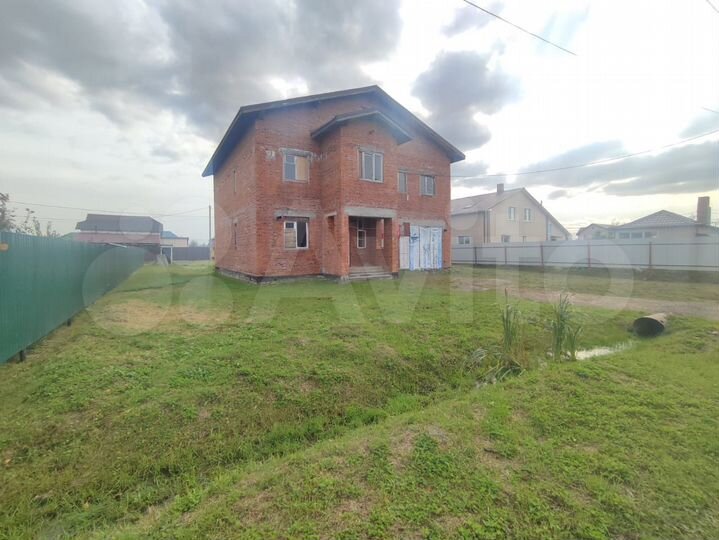 Дом 292 м² на участке 15 сот.