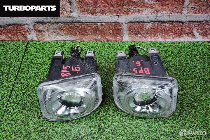 Туманки передние Subaru Legacy B4 BE5 EJ20