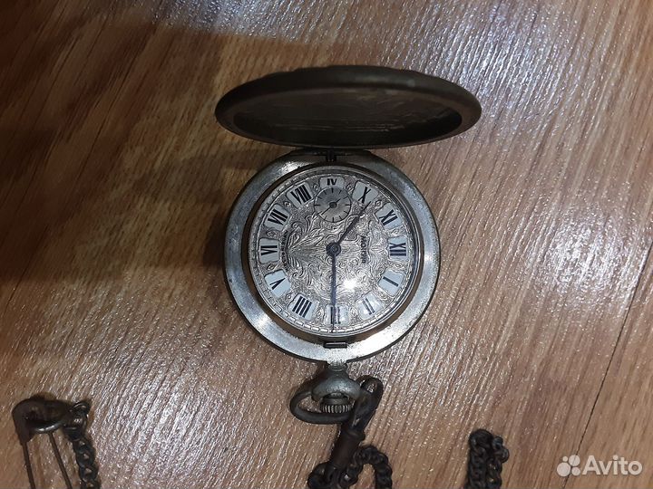 Часы карманные молния